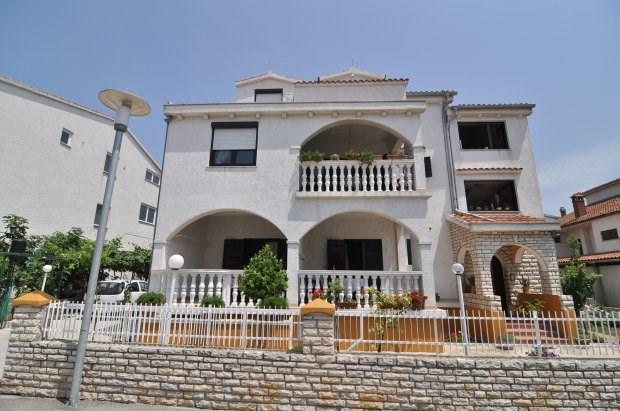 1 Bedroom Stunning Apartment In Zadar Rum bild